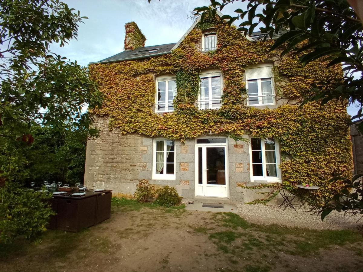 Villa Domaine Des Tisseys Vue Sur Le Mont St Michel Dragey Exterior foto